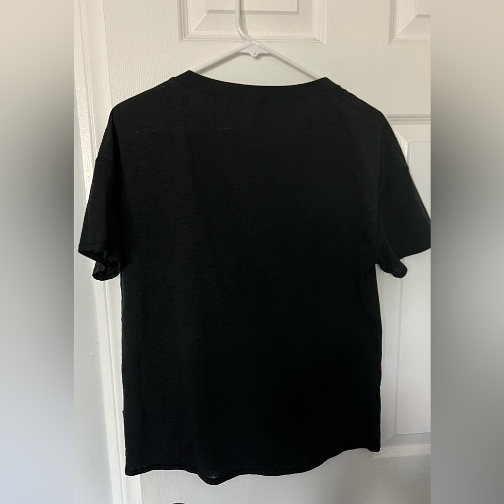 Lululemon black tee